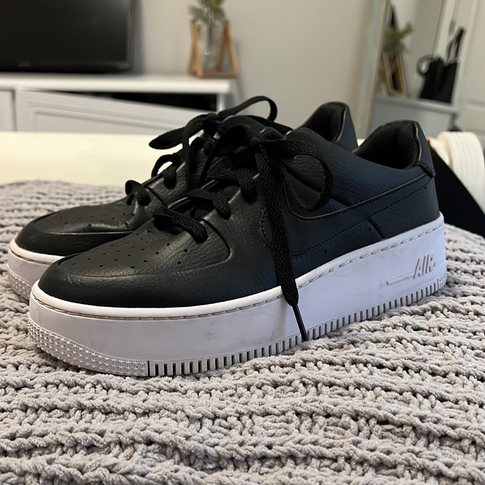 Platform Air Force Nikes